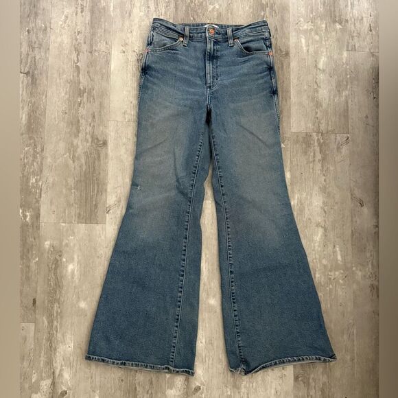 Wrangler Wanderer High Rise Flare 622 Jeans - Picture 5 of 15